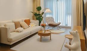 Sudut rumah dengan tanaman dan furnitur ala Homeliving